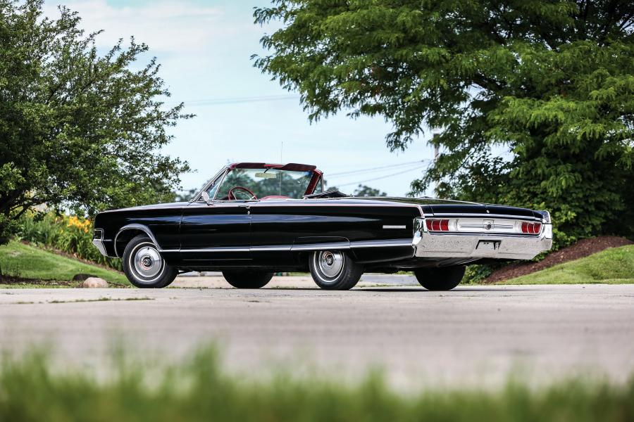  Chrysler 300L Convertible (AC2-P C45) 1965 года  (фото 4 из 30)